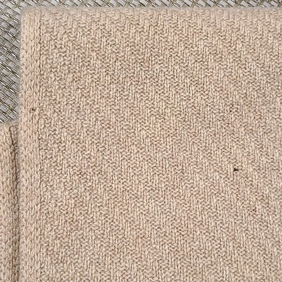 J Crew Soft Cashmere Scarf Neck Soft Warm Classic Neutral Luxe Cozy *READ - Picture 4 of 4
